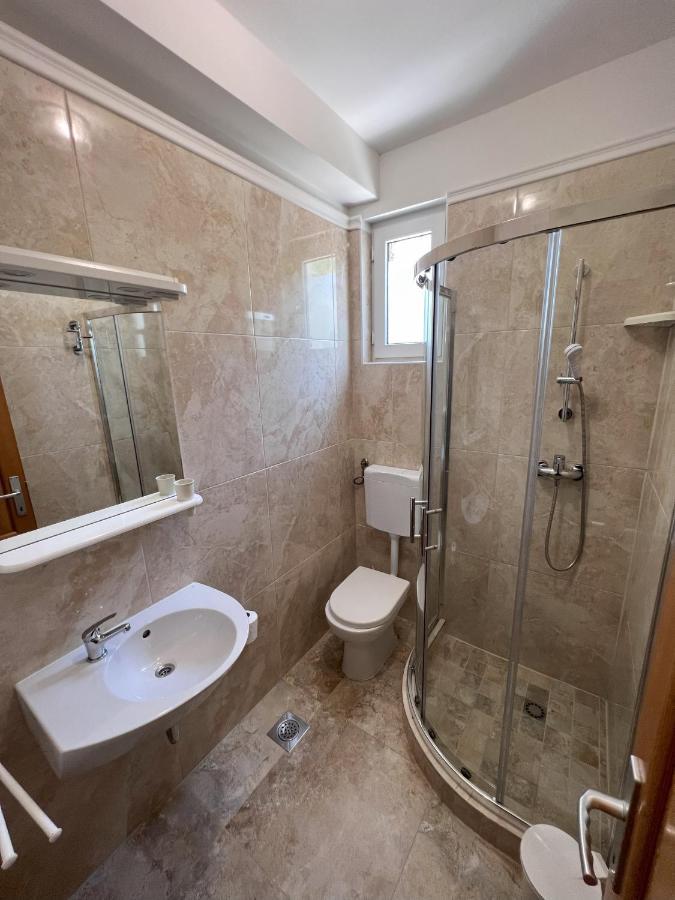 Apartmani Palme فونتانا المظهر الخارجي الصورة