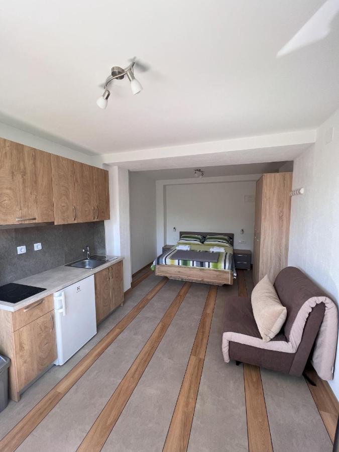 Apartmani Palme فونتانا المظهر الخارجي الصورة