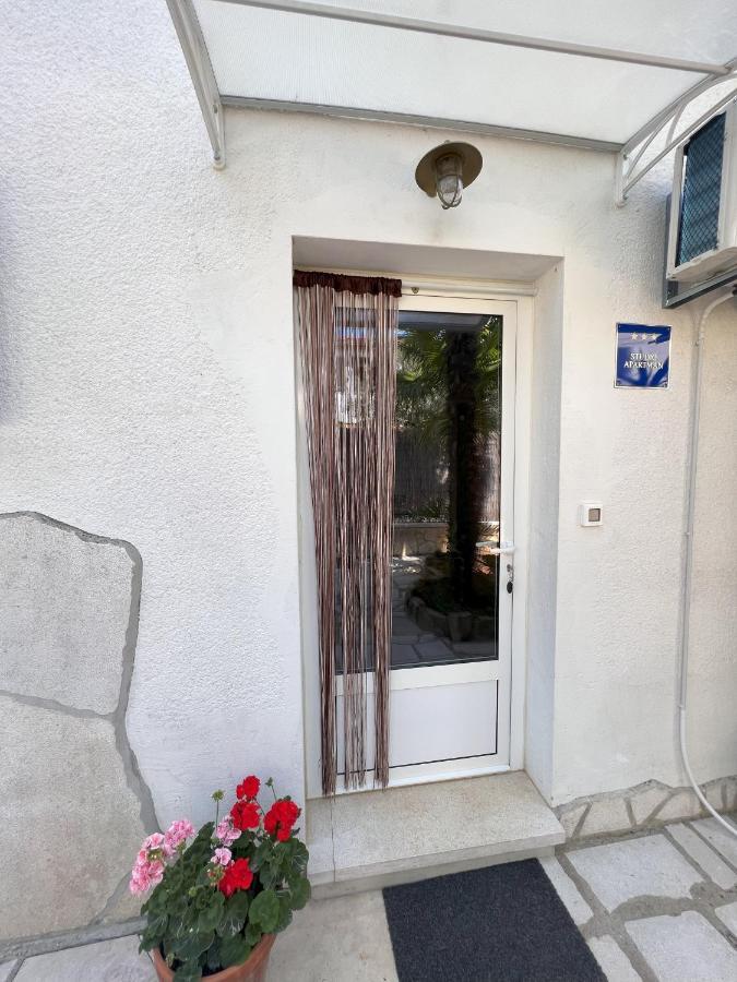 Apartmani Palme فونتانا المظهر الخارجي الصورة
