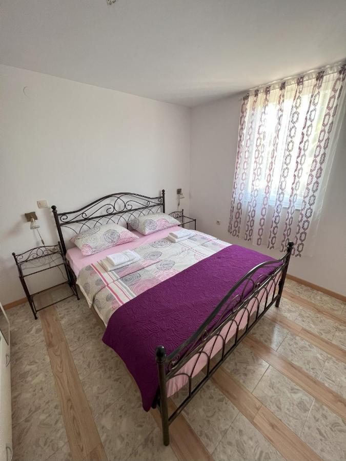 Apartmani Palme فونتانا المظهر الخارجي الصورة
